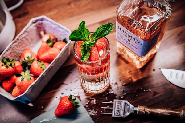 Casual Friday 21.15 – Pfirsich-Rosen Spritz